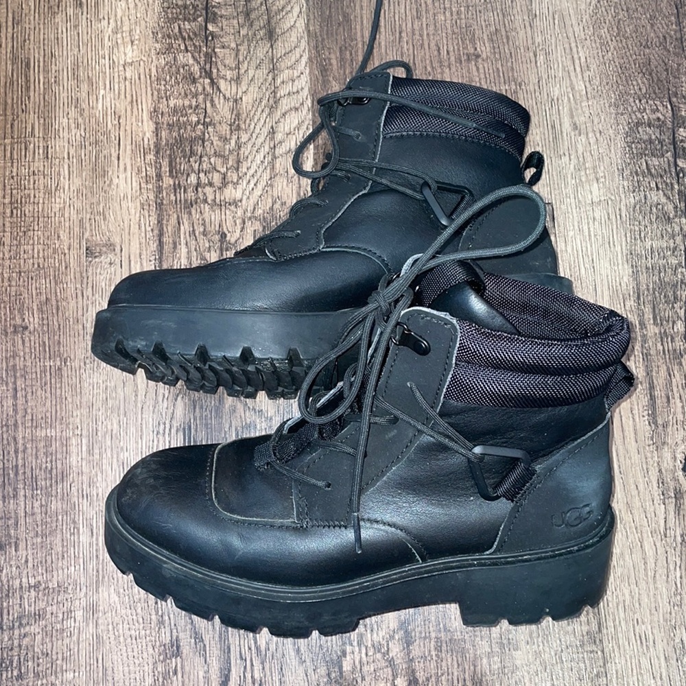 Ugg Hiking Boots - 8.5